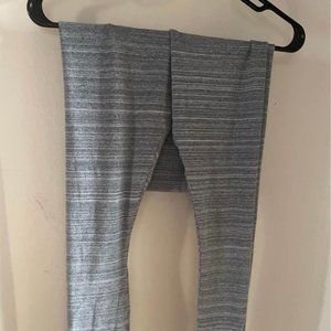 Aritzia Talula Leggings